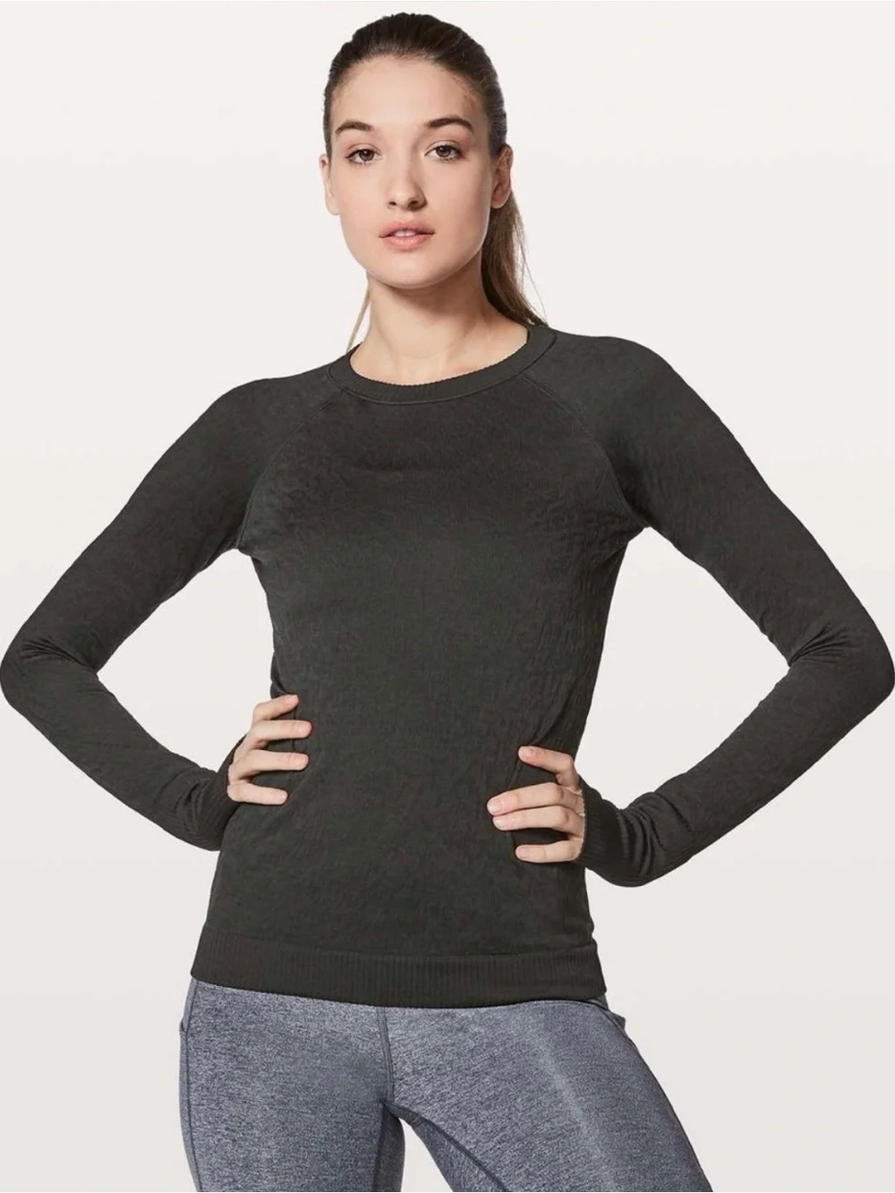 🖤Lululemon Rest Less Pullover Top Black Textured Long Sleeve Size 6 NWOT